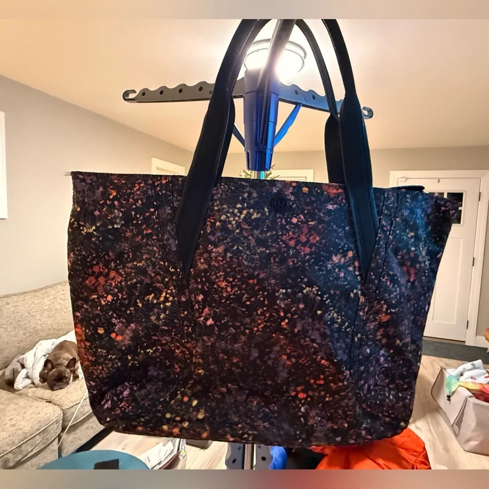 Lululemon gym bag